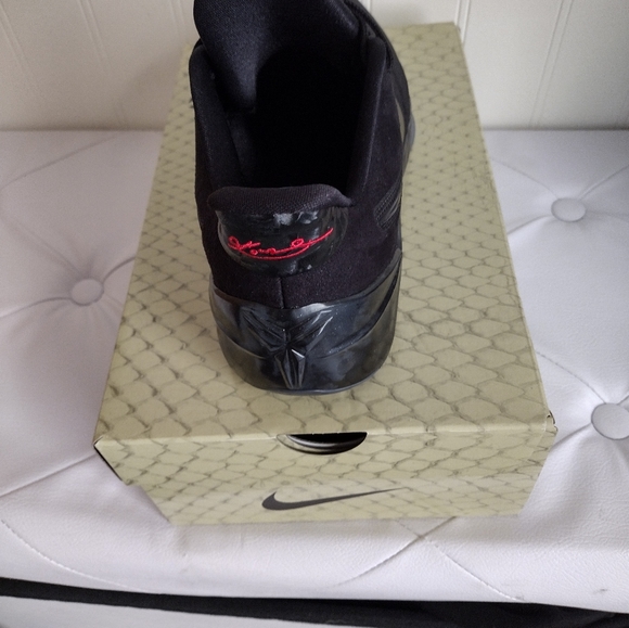 Whole bunch of stuff - Picture 3 of 16